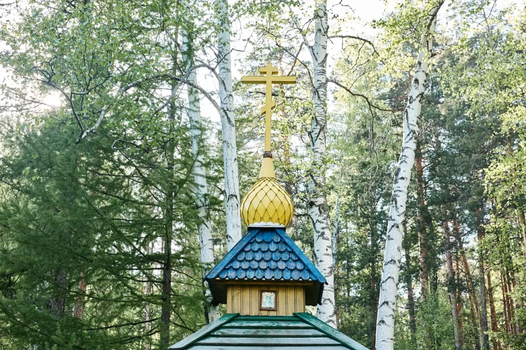 Набор святой воды из источника Серафима Саровского в уединенном месте